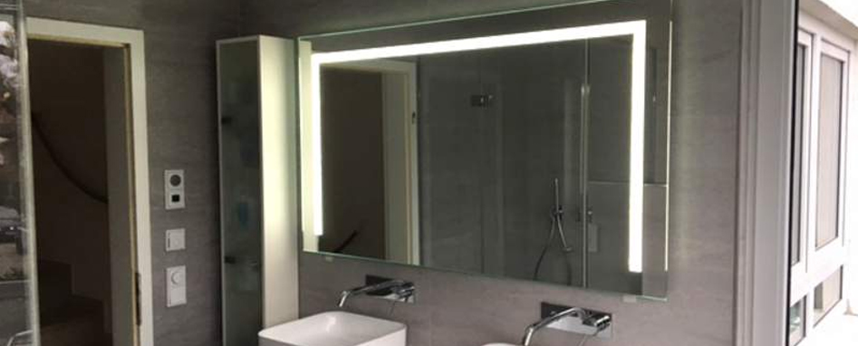Glaserei Salzinger Spiegel mit LED Beleuchtung